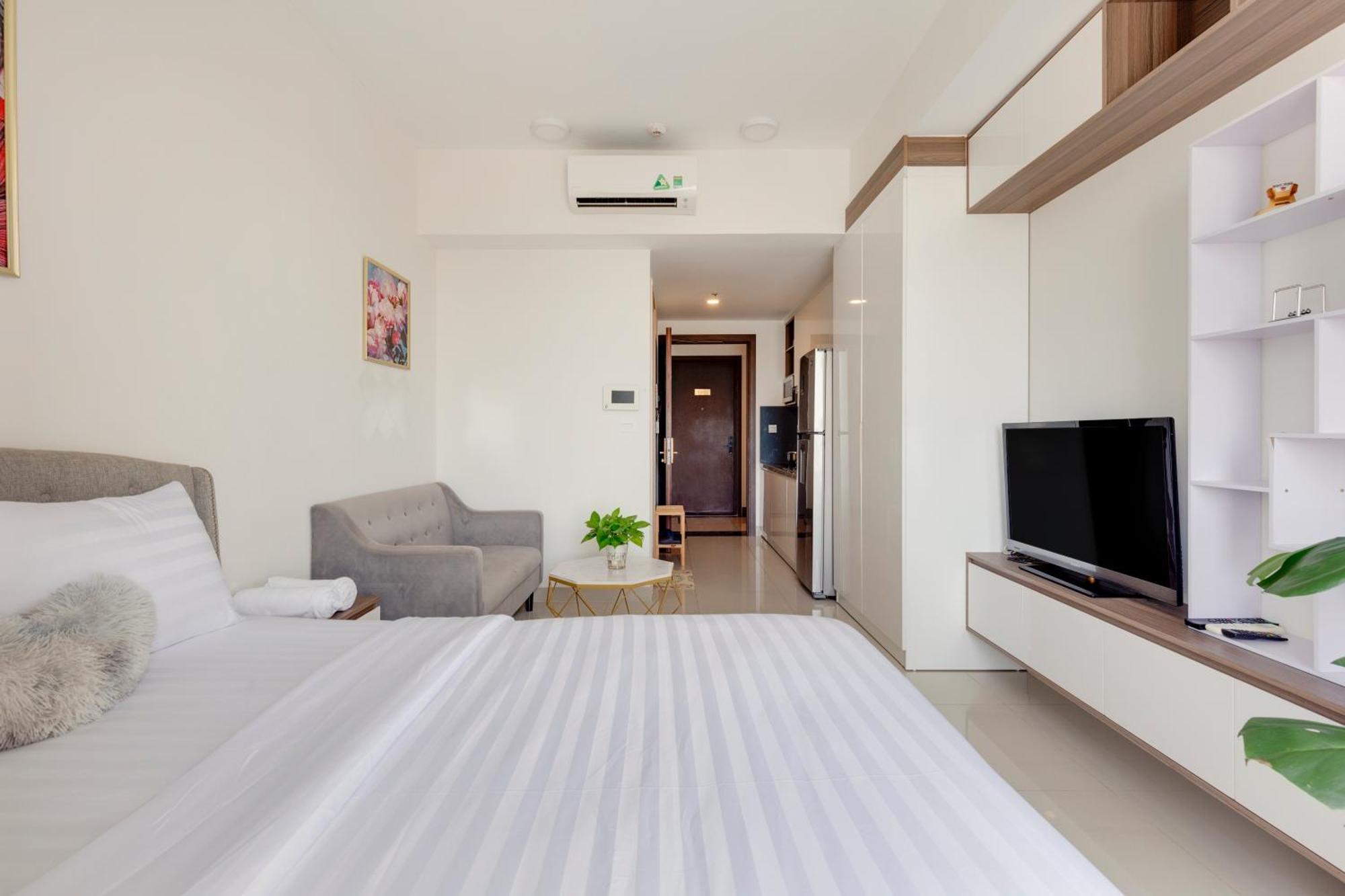 Smile Home - Rivegate - Modern Comfort - Near Bui Vien Ho Chi Minh City Exterior photo