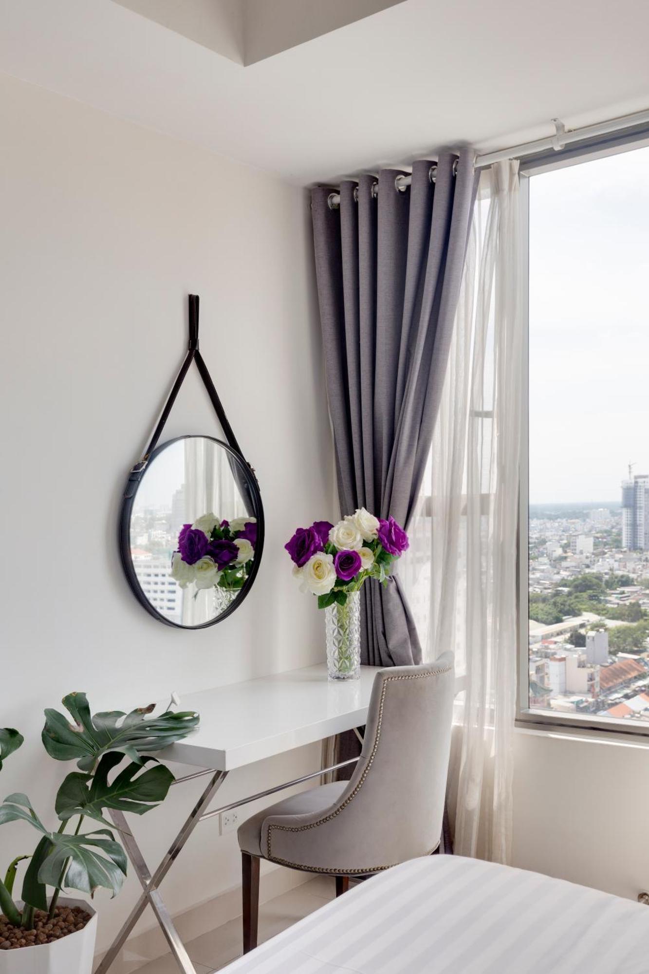 Smile Home - Rivegate - Modern Comfort - Near Bui Vien Ho Chi Minh City Exterior photo